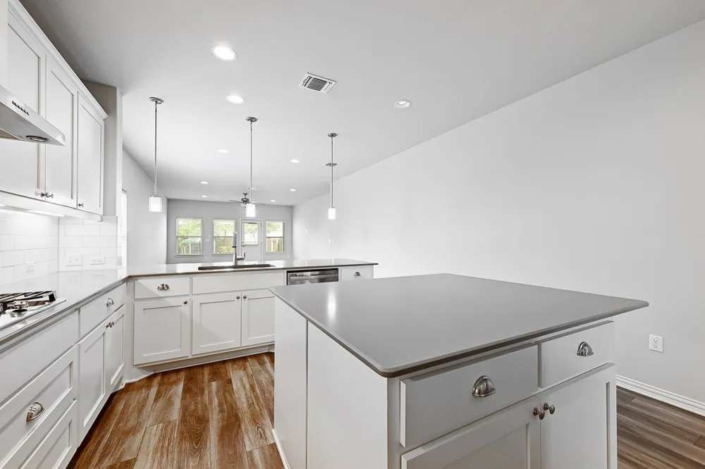 8816 Mina Drive Austin, TX 78747