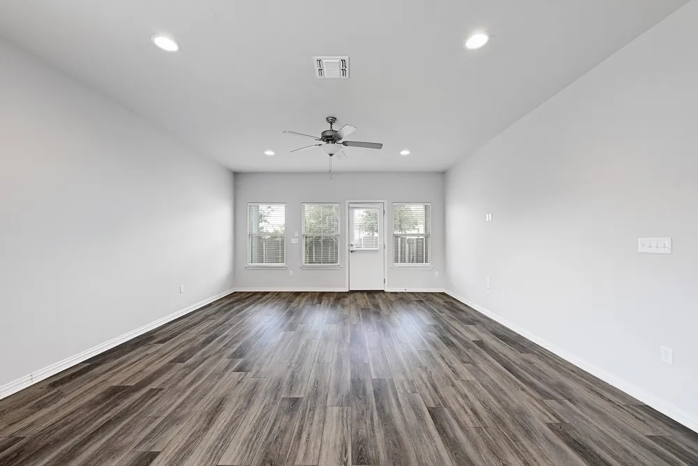 8816 Mina Drive Austin, TX 78747