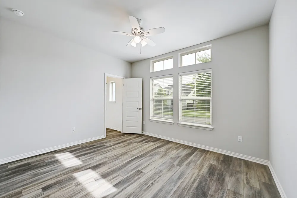 8816 Mina Drive Austin, TX 78747
