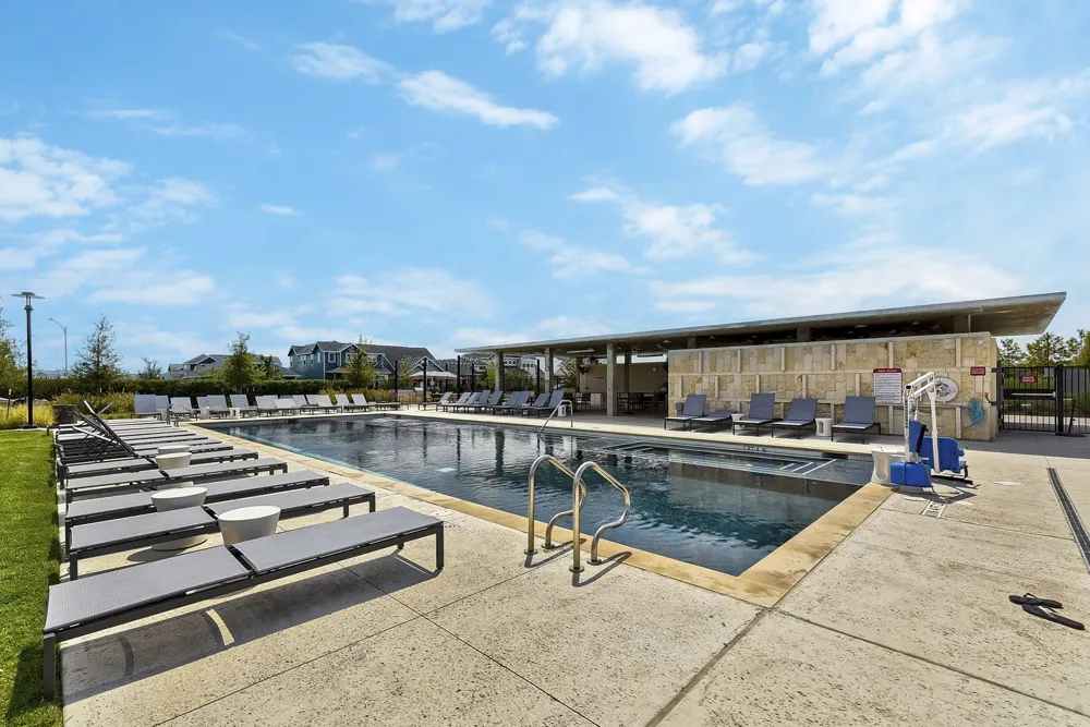 8816 Mina Drive Austin, TX 78747