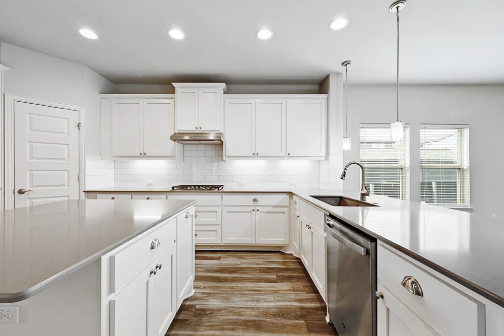 8816 Mina Drive Austin, TX 78747