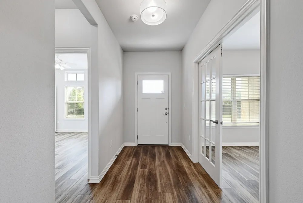 8816 Mina Drive Austin, TX 78747