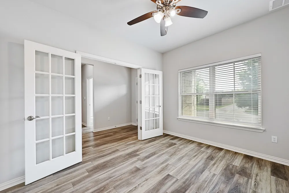8816 Mina Drive Austin, TX 78747