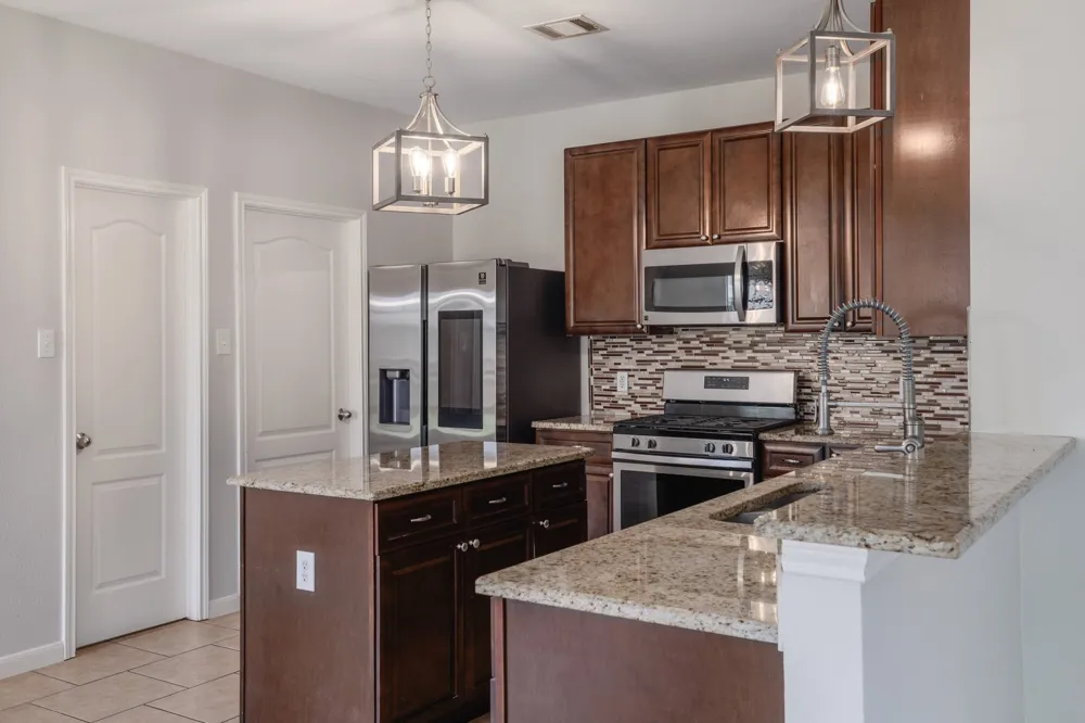 20516 Farm Pond Lane Pflugerville, TX 78660