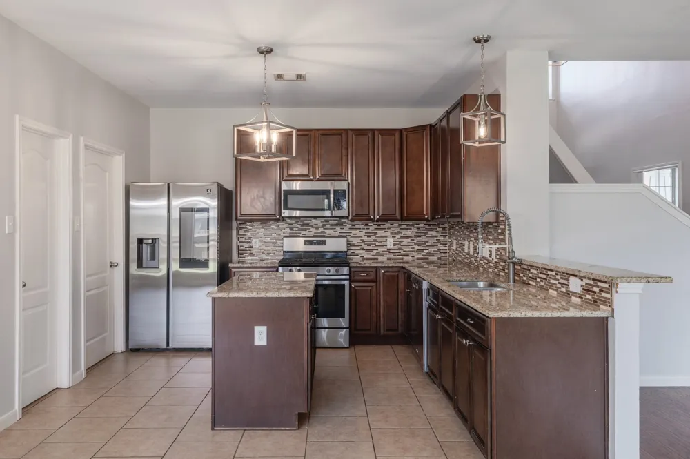 20516 Farm Pond Lane Pflugerville, TX 78660
