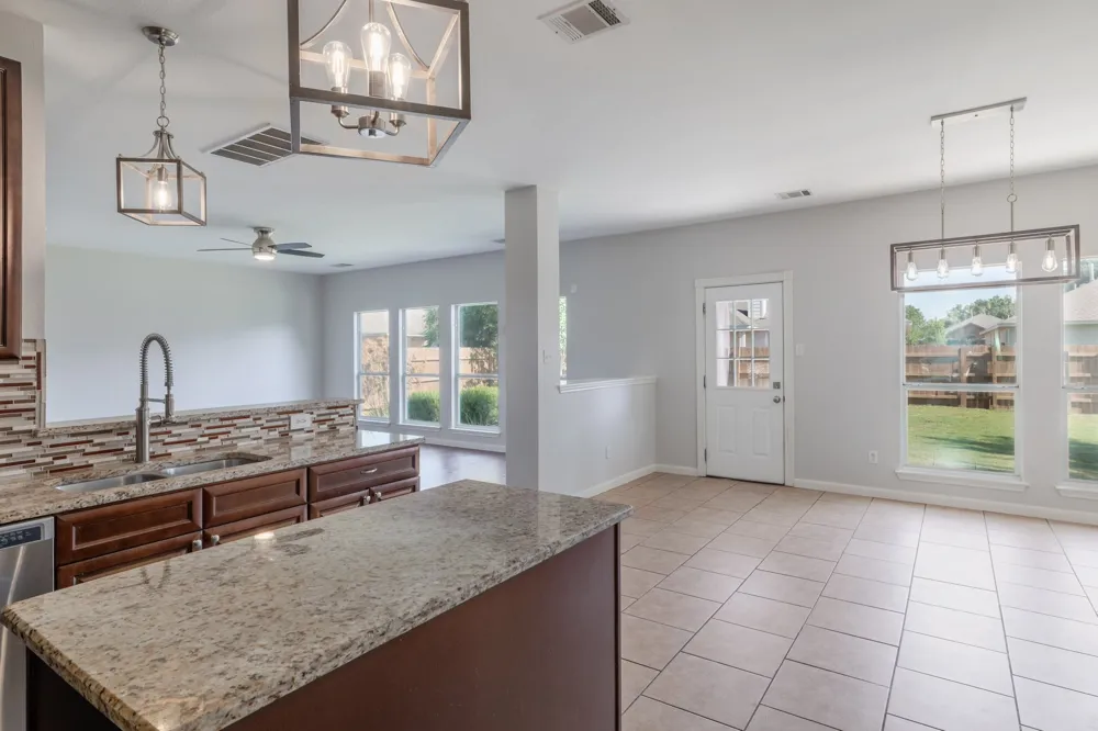 20516 Farm Pond Lane Pflugerville, TX 78660