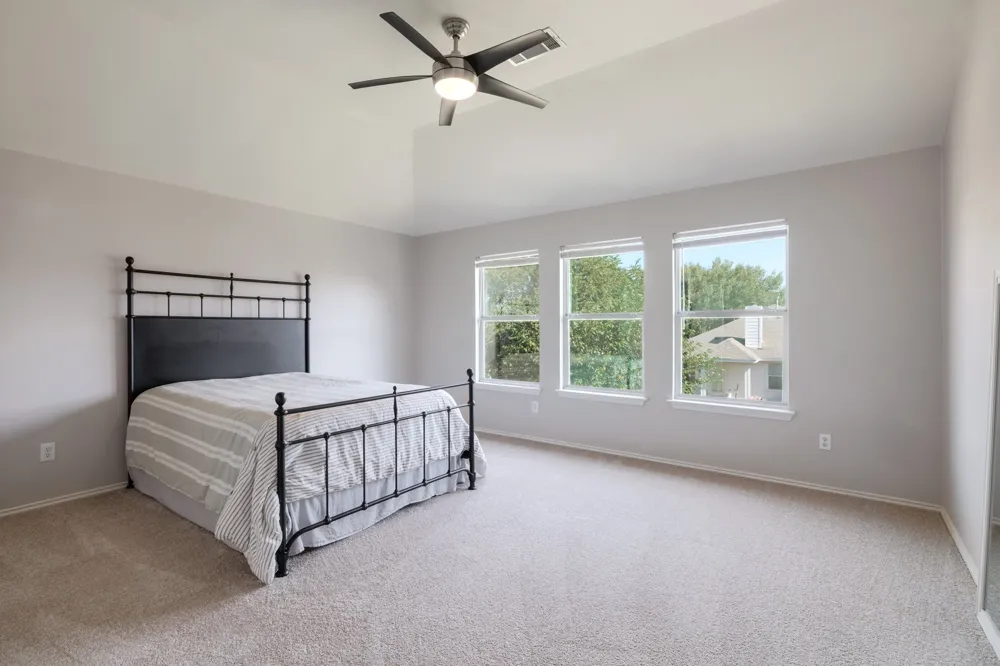 20516 Farm Pond Lane Pflugerville, TX 78660