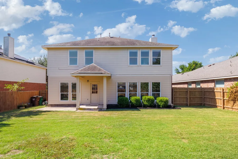 20516 Farm Pond Lane Pflugerville, TX 78660