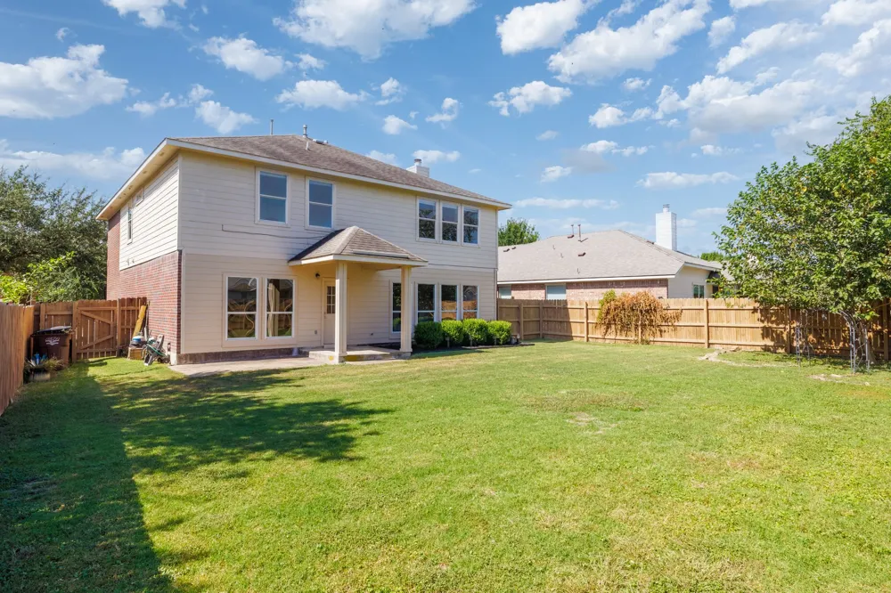 20516 Farm Pond Lane Pflugerville, TX 78660