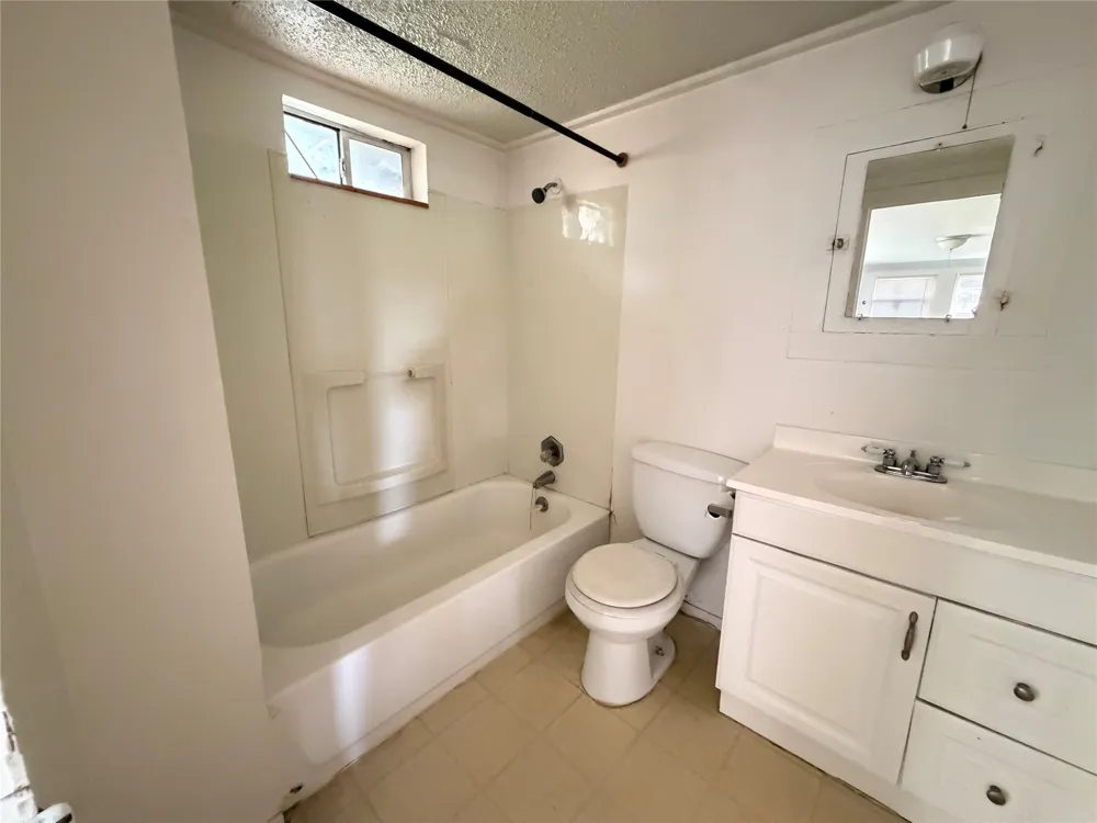 613 Peacock Lane Austin, TX 78704