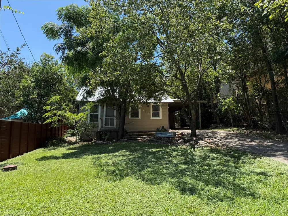 613 Peacock Lane Austin, TX 78704
