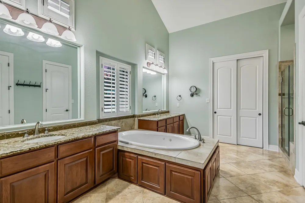 505 Horseback Hollow Austin, TX 78732