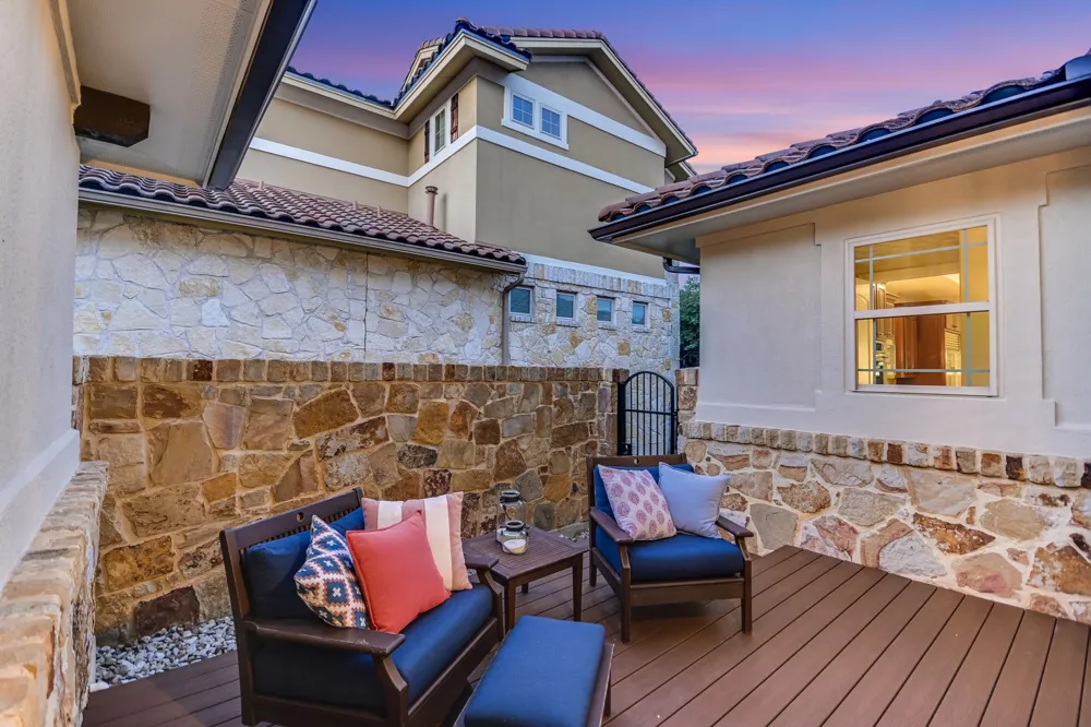 505 Horseback Hollow Austin, TX 78732