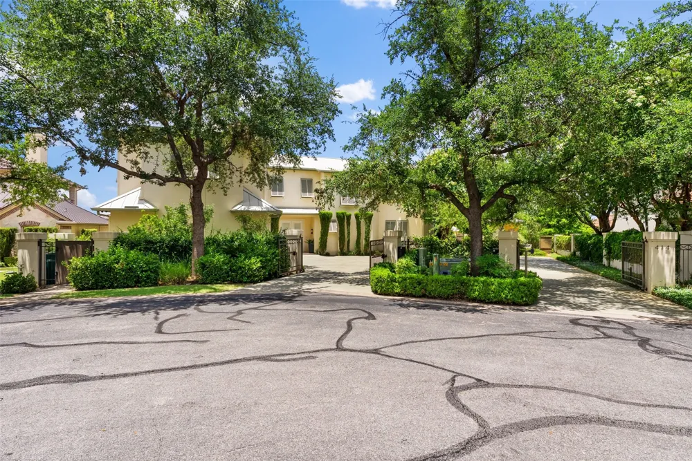 414 Matern Court Horseshoe Bay, TX 78657
