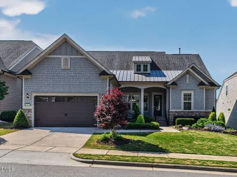 945 Mere Oak Drive