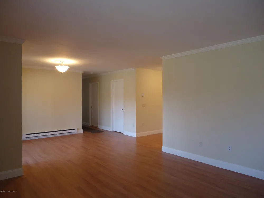 142 Cross Slope Court #F Manalapan, NJ 07726