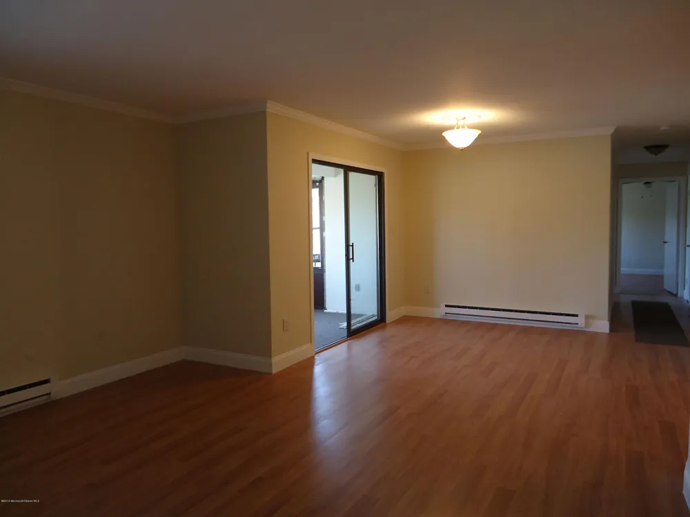 142 Cross Slope Court #F Manalapan, NJ 07726