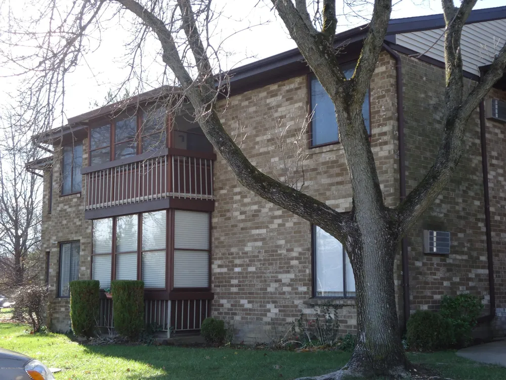 142 Cross Slope Court #F Manalapan, NJ 07726