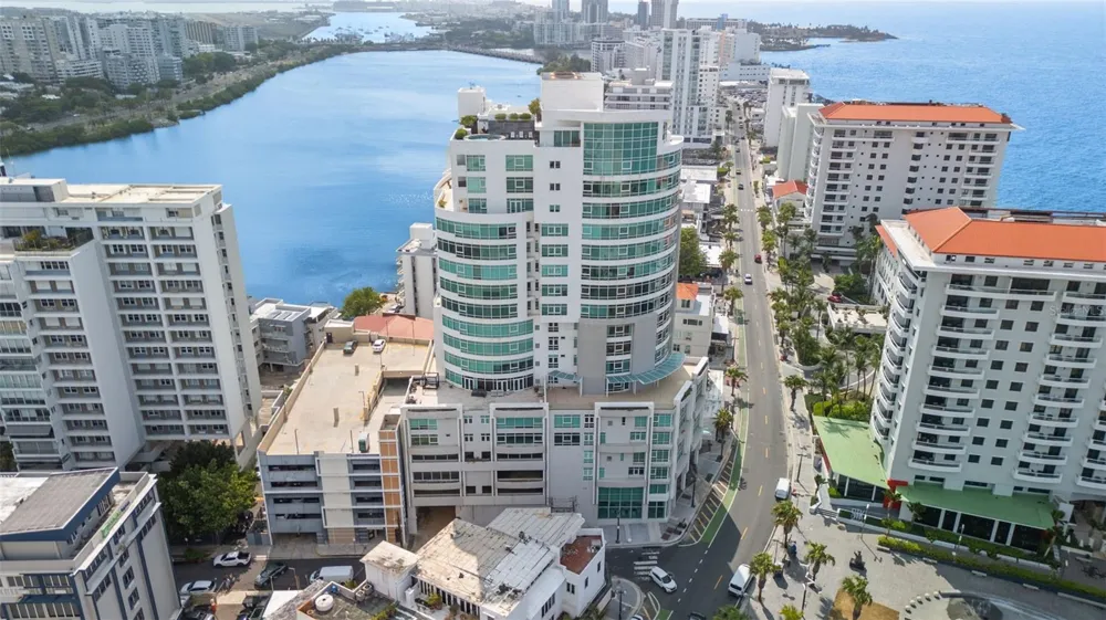 1052 ASHFORD AVENUE #PH-18 San Juan, PR 00907