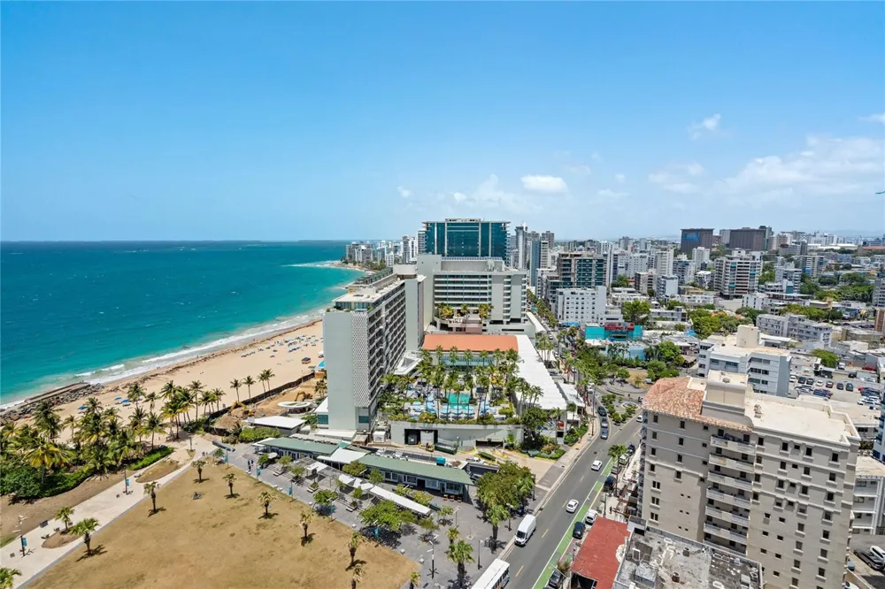 1052 ASHFORD AVENUE #PH-18 San Juan, PR 00907