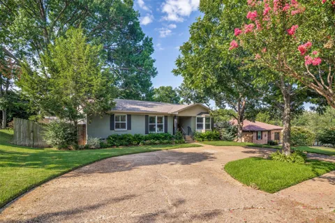 321 Westway Drive