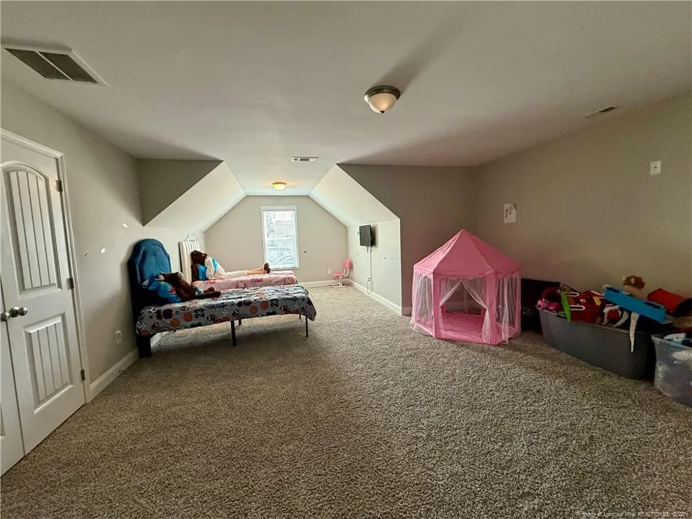 523 Bridgehaven Drive Raeford, NC 28376