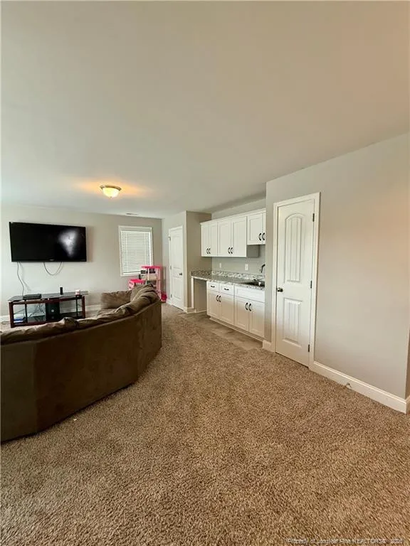 523 Bridgehaven Drive Raeford, NC 28376