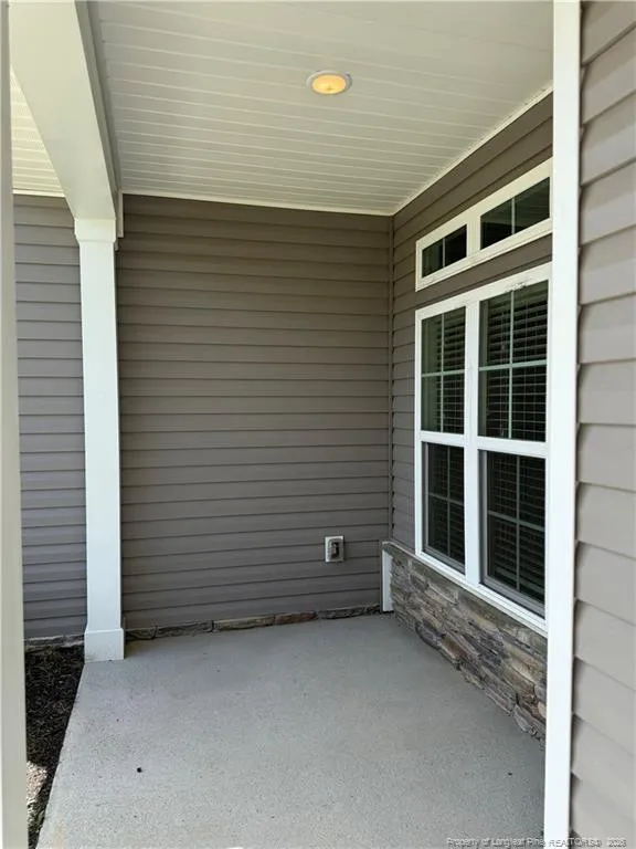 523 Bridgehaven Drive Raeford, NC 28376