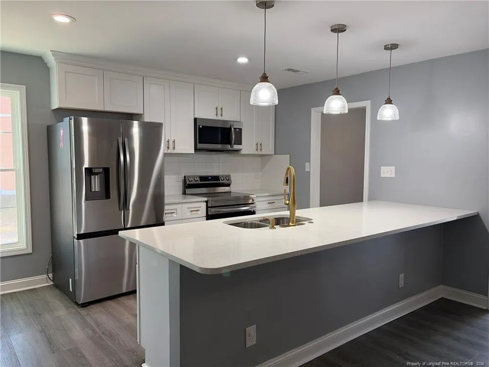 5811 Paragon Point Hope Mills, NC 28348