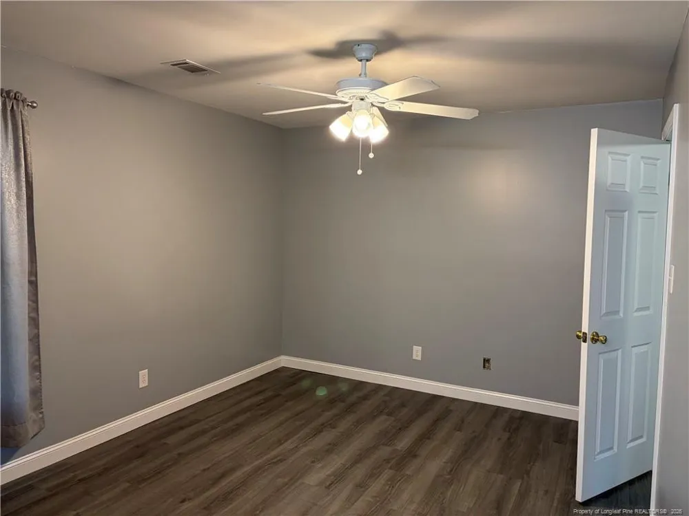 5811 Paragon Point Hope Mills, NC 28348