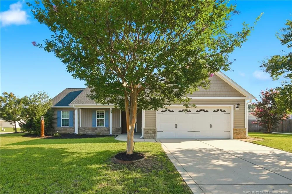 675 Hogart Street Raeford, NC 28376