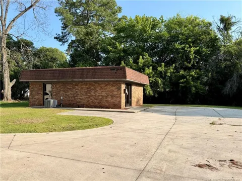 601 E 7th Street