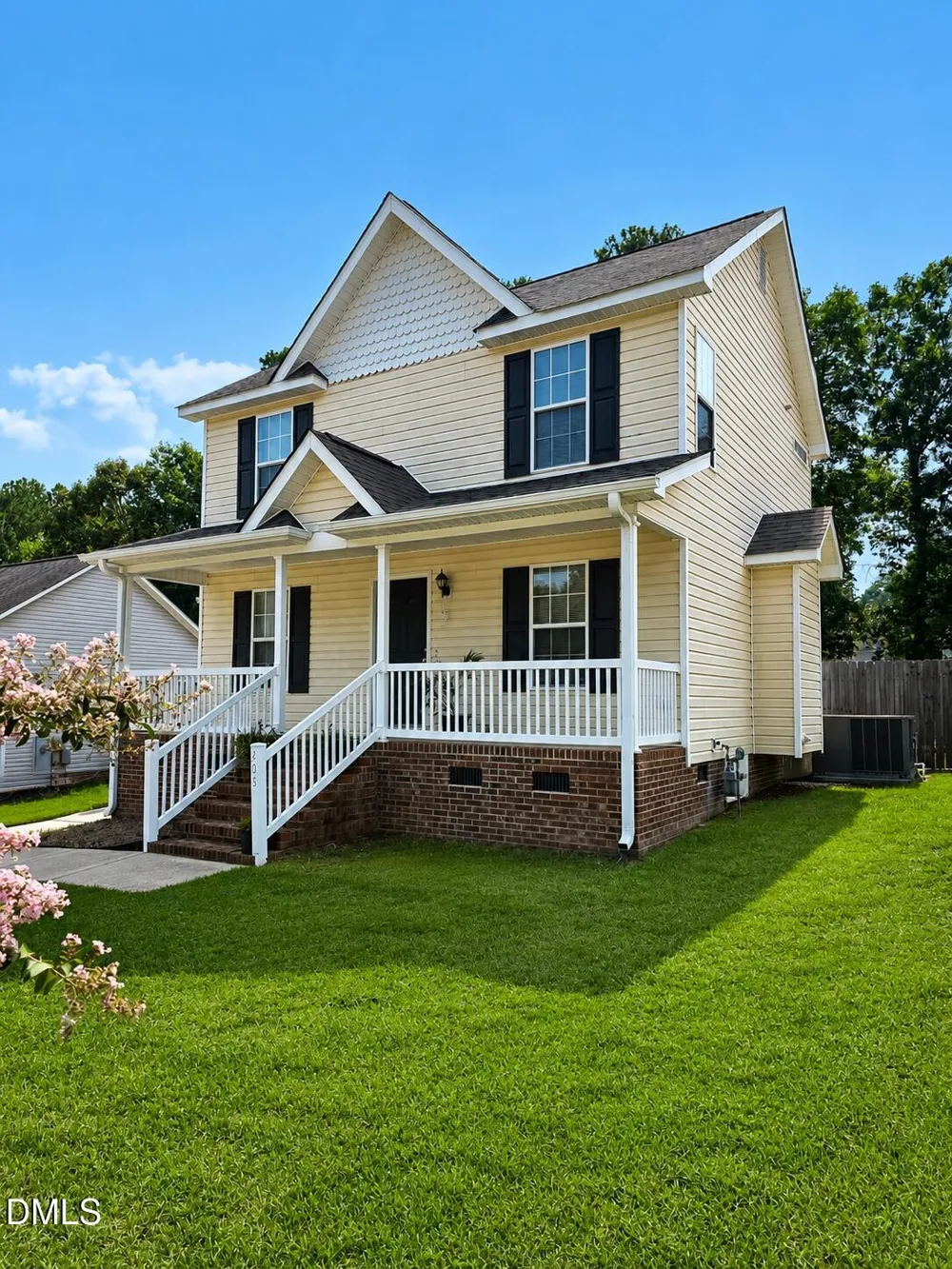 205 Spinel Lane Knightdale, NC 27545