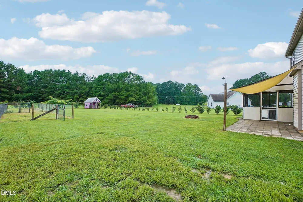 112 Camden Pl Street Princeton, NC 27569