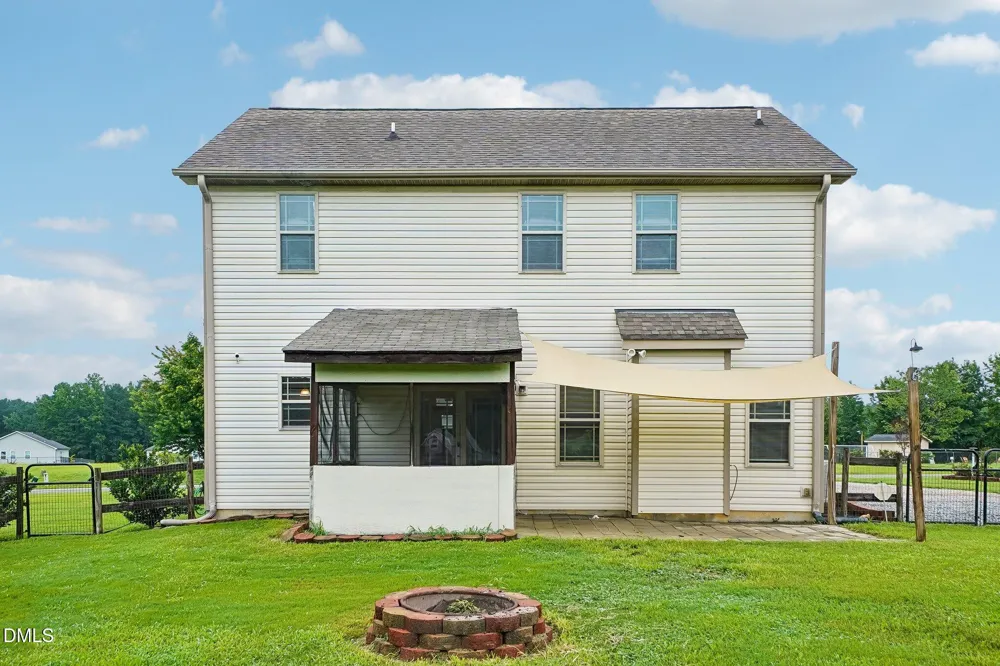 112 Camden Pl Street Princeton, NC 27569