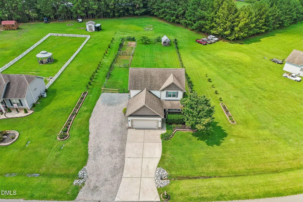 112 Camden Pl Street Princeton, NC 27569