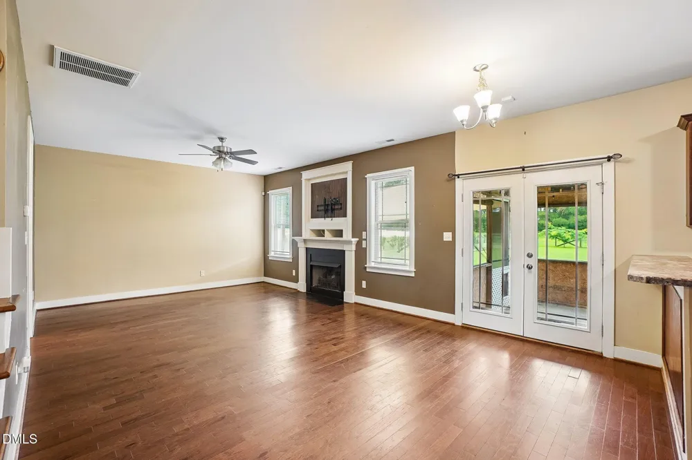 112 Camden Pl Street Princeton, NC 27569