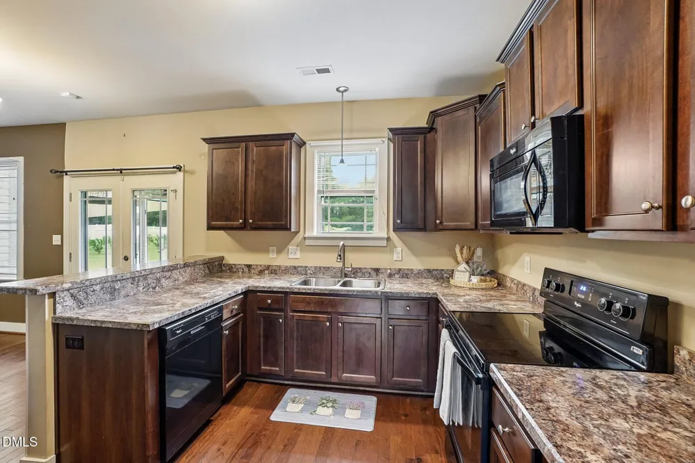 112 Camden Pl Street Princeton, NC 27569