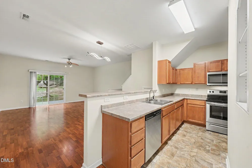 904 Hadel Place Knightdale, NC 27545