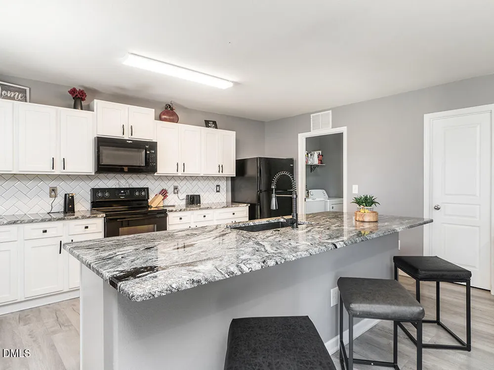 102 Seward Place Burlington, NC 27217