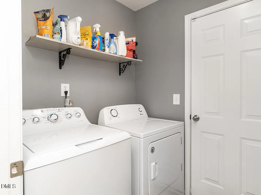 102 Seward Place Burlington, NC 27217