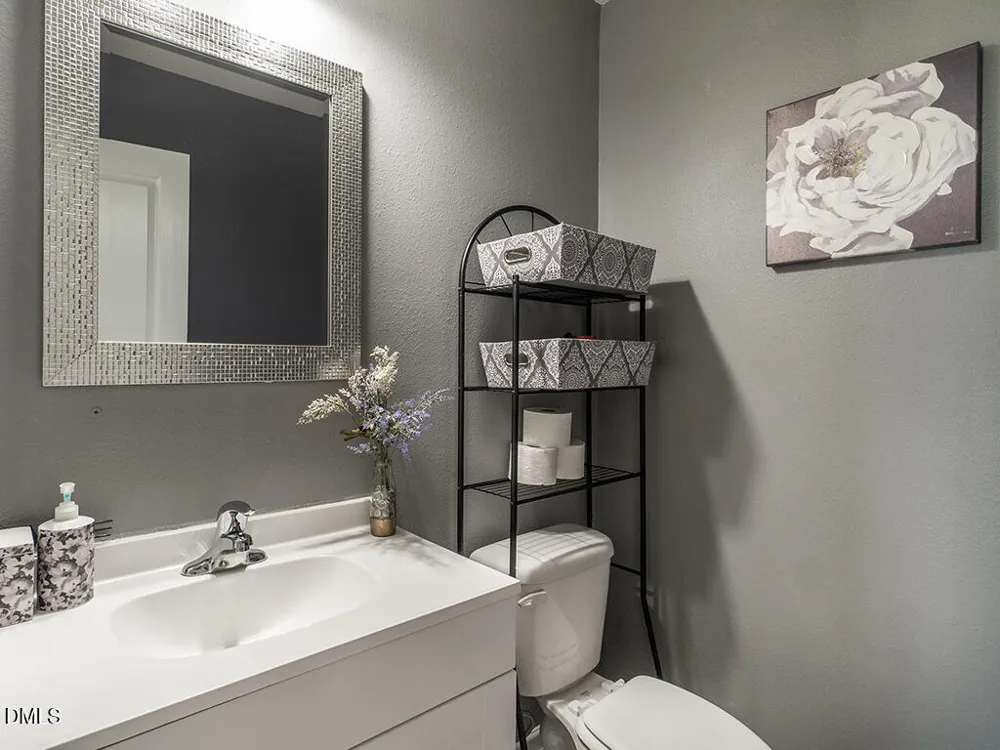 102 Seward Place Burlington, NC 27217