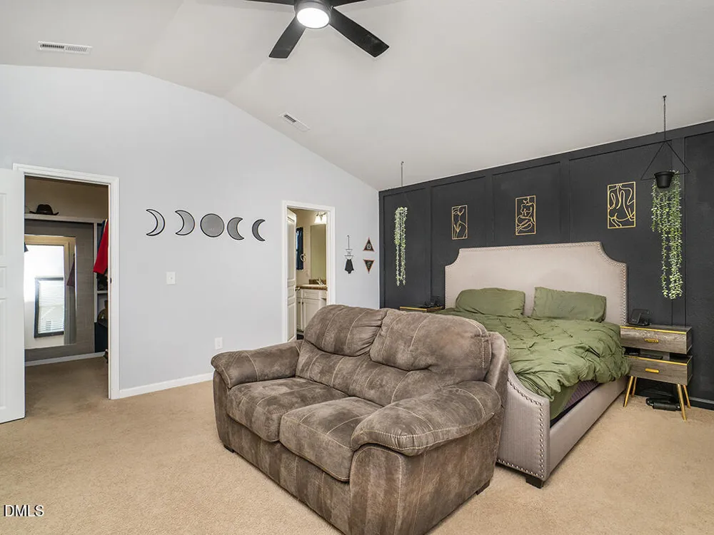 102 Seward Place Burlington, NC 27217