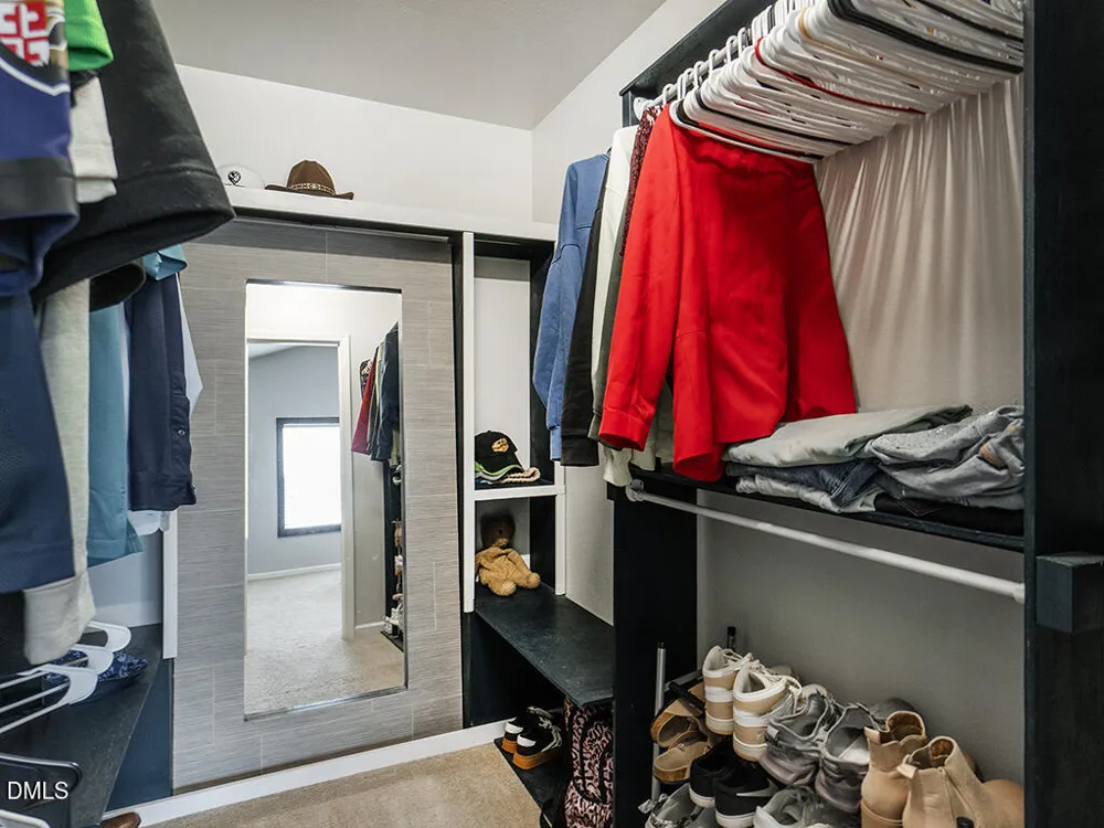 102 Seward Place Burlington, NC 27217