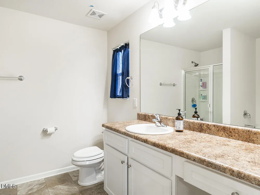 102 Seward Place Burlington, NC 27217