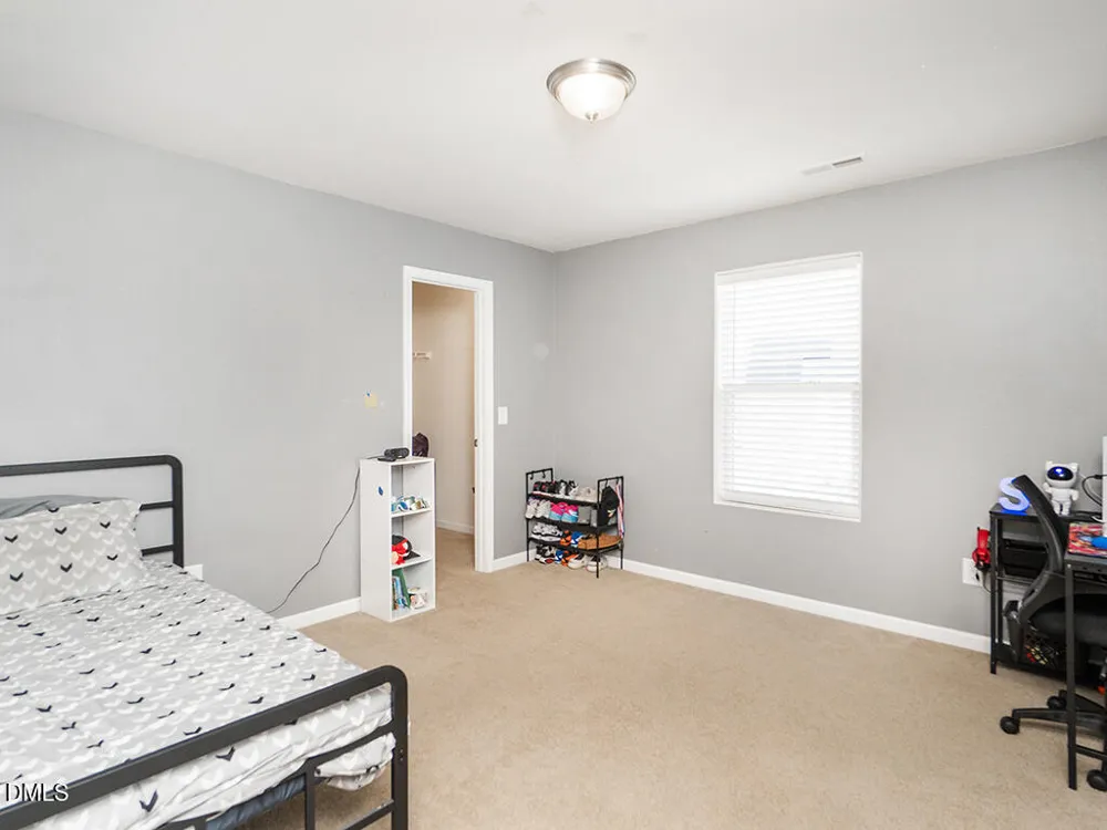 102 Seward Place Burlington, NC 27217