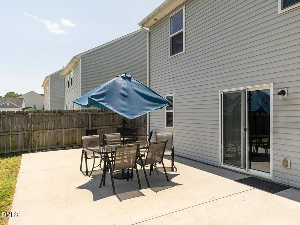 102 Seward Place Burlington, NC 27217