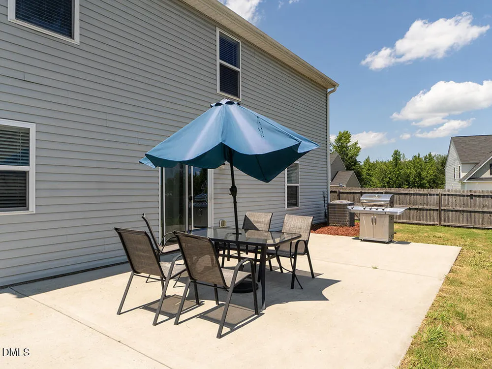 102 Seward Place Burlington, NC 27217