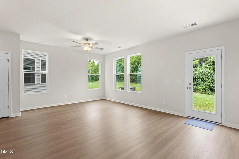 2122 Willow Glen Drive Graham, NC 27253