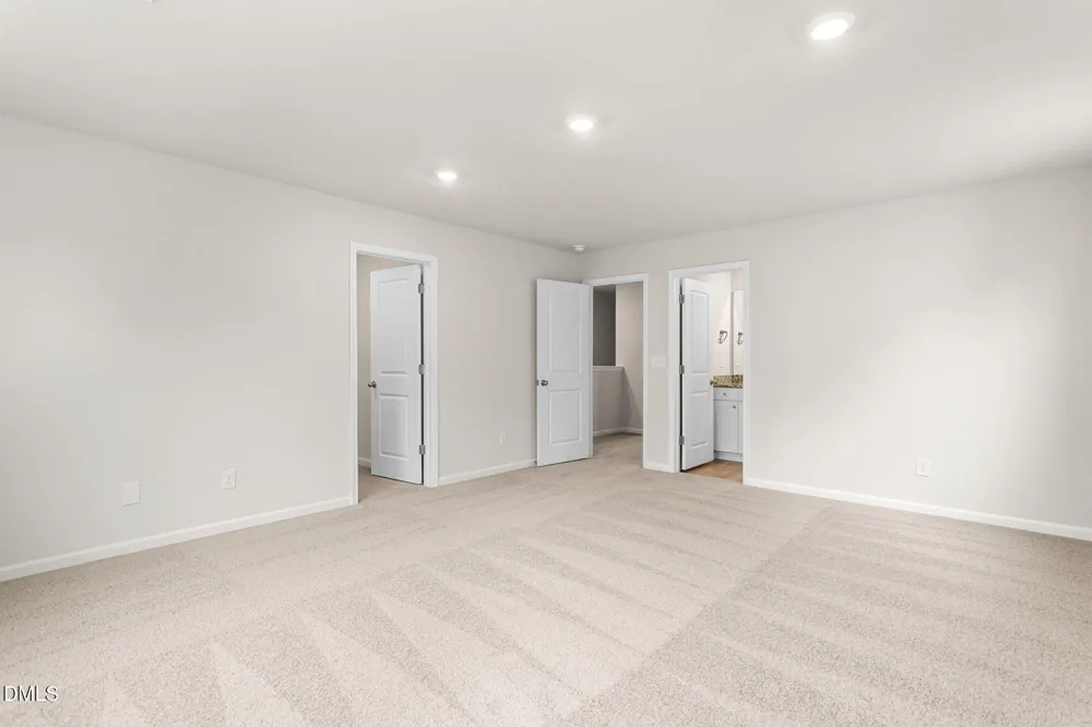 2122 Willow Glen Drive Graham, NC 27253